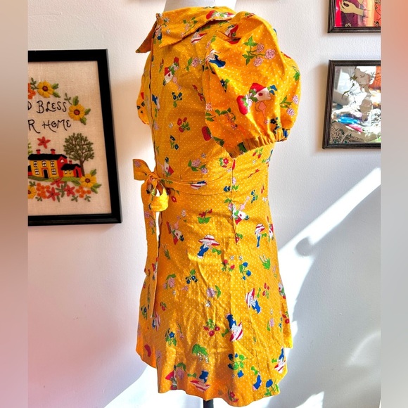 Vintage 1970s Puff Sleeve Peplum Cotton Top – Little Gardener Novelty Print - Picture 10 of 13